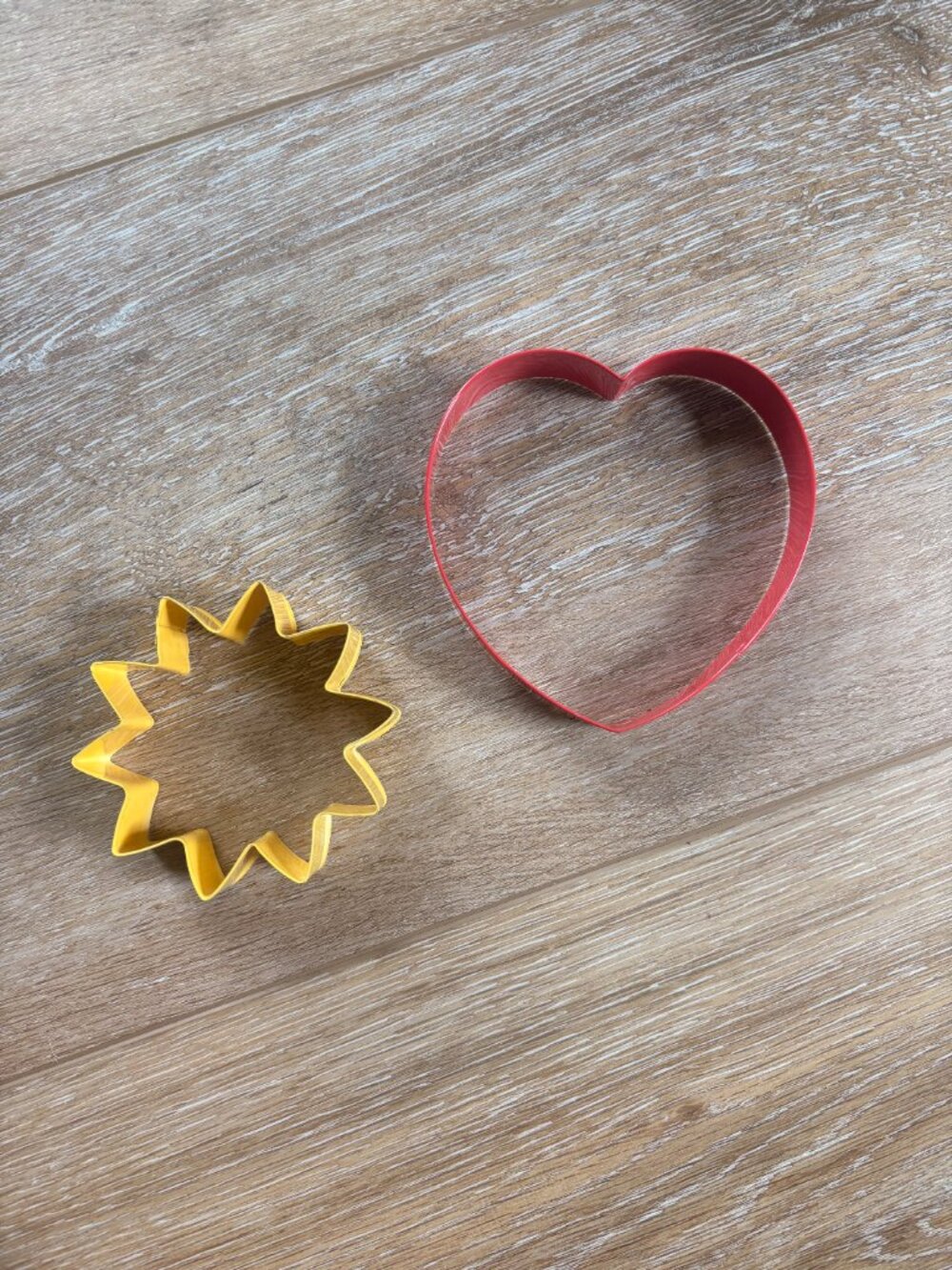 11 Piece Cookie Cutter Set - Picture 4 of 6